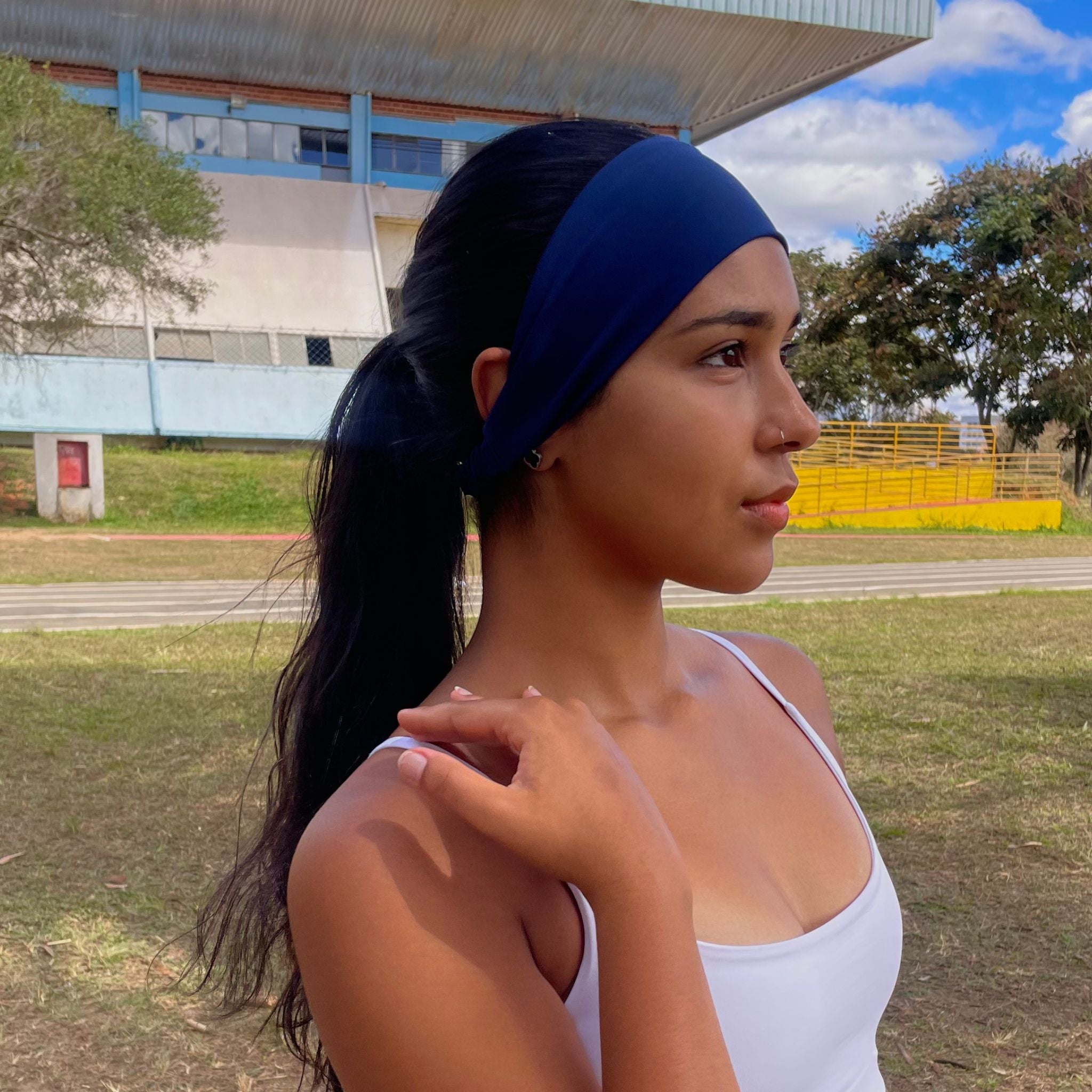 Kit Faixa de Cabeça + Scrunchie Stride Up | Antissuor, UV50+ | Ajuste Confortável