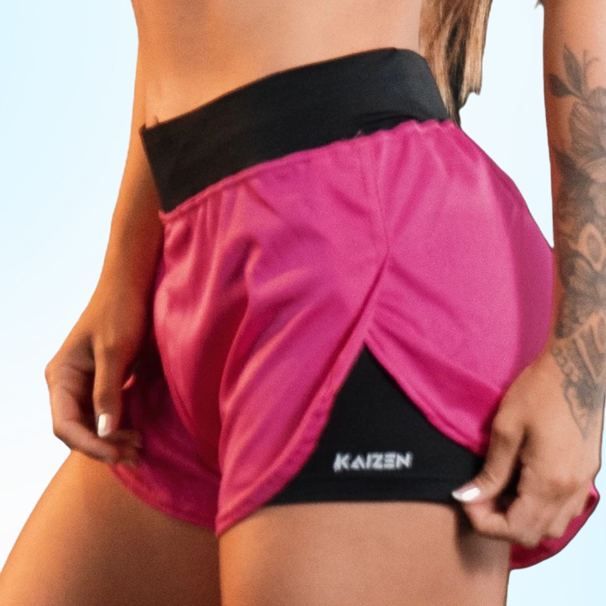 Short Corrida 2 em 1 DryFit Feminino – Com Porta Celular Integrado | Conforto e Liberdade nos Treinos - Stride Up