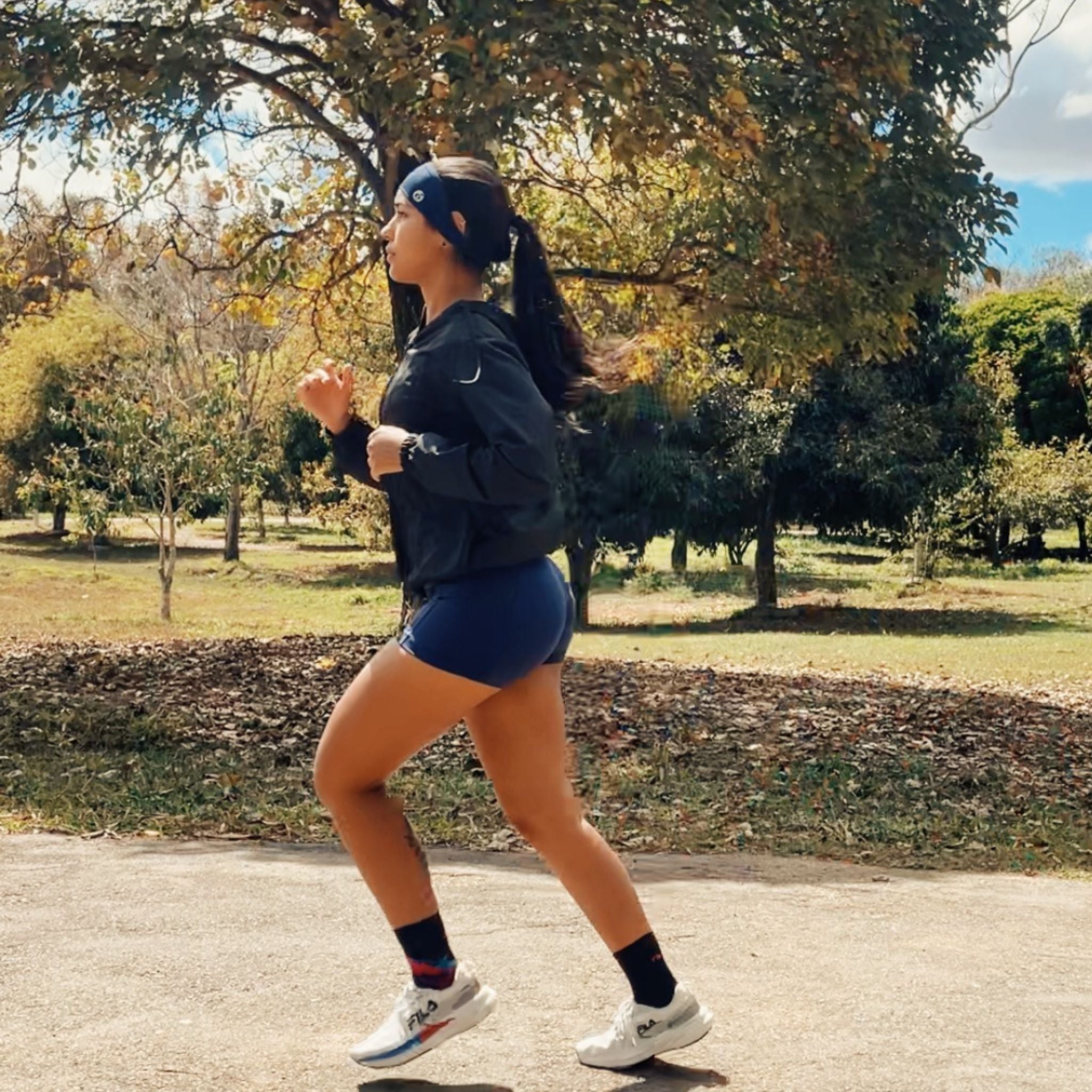 Jaqueta Corta Vento Feminina Impermeável – Proteção e Conforto para Corridas em Qualquer Clima - Stride Up