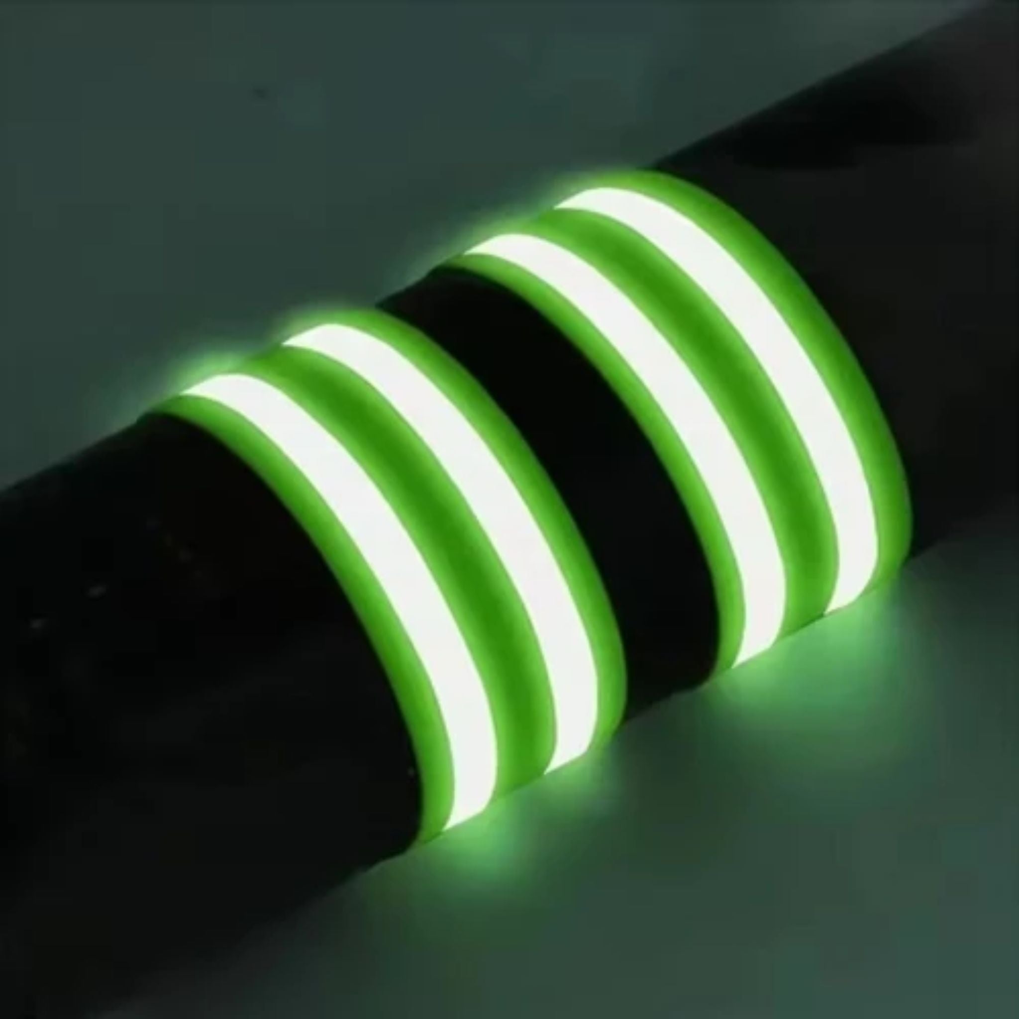 faixa-refletiva-stride-up-seguran-a-total-para-corrida-caminhada-e-bike-noturna5