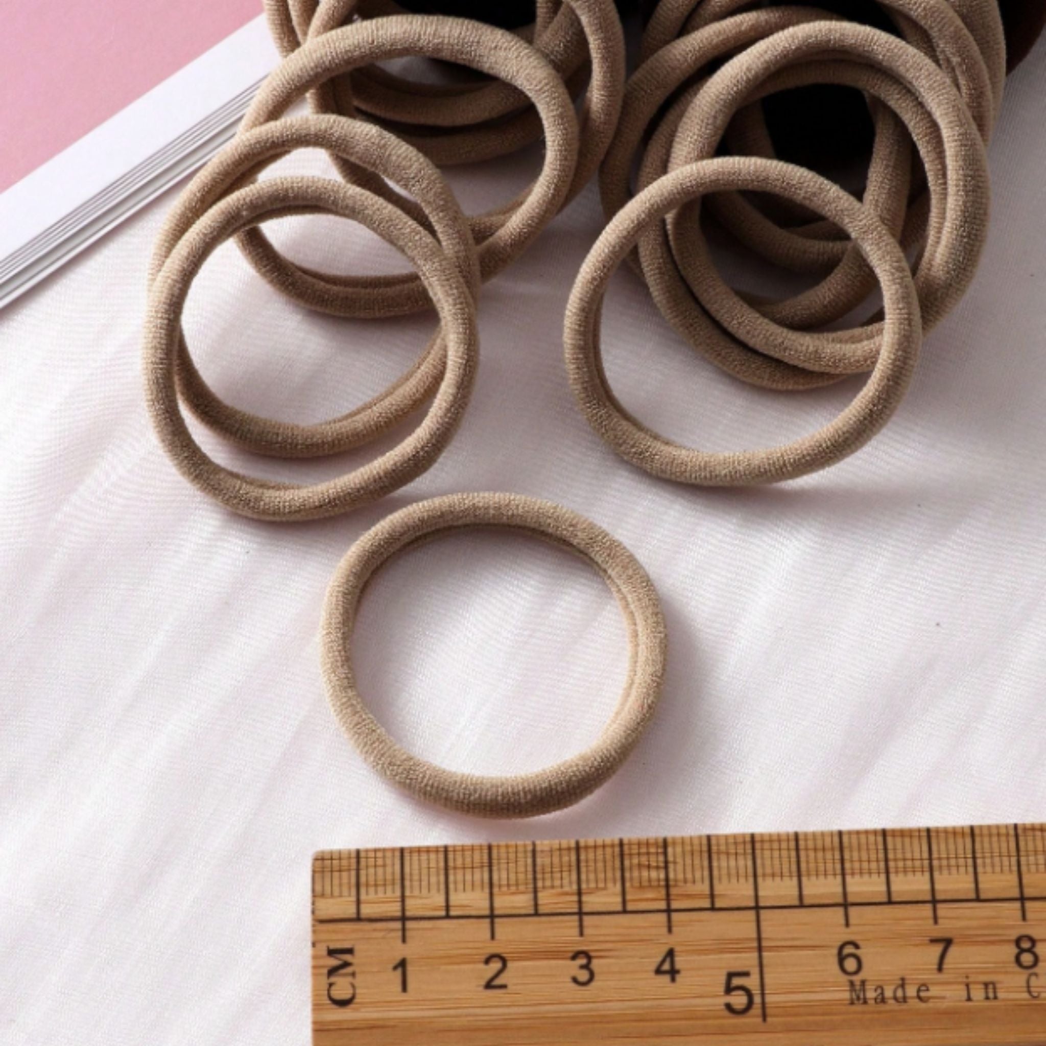 Elásticos de Cabelo Sem Costura com Capa de Couro – Alta Elasticidade e Zero Danos - Stride Up